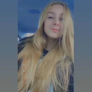 Meet your Posher, Vanessa